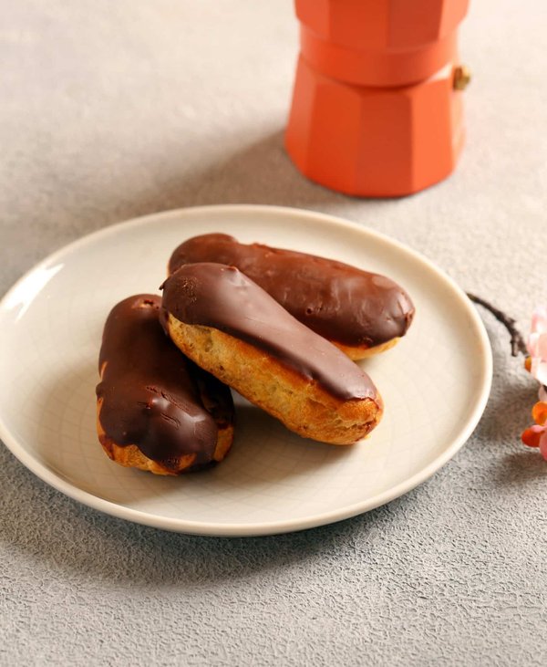 Quelle est la meilleure recette pour des choux à la crème pâtissière au caramel ?